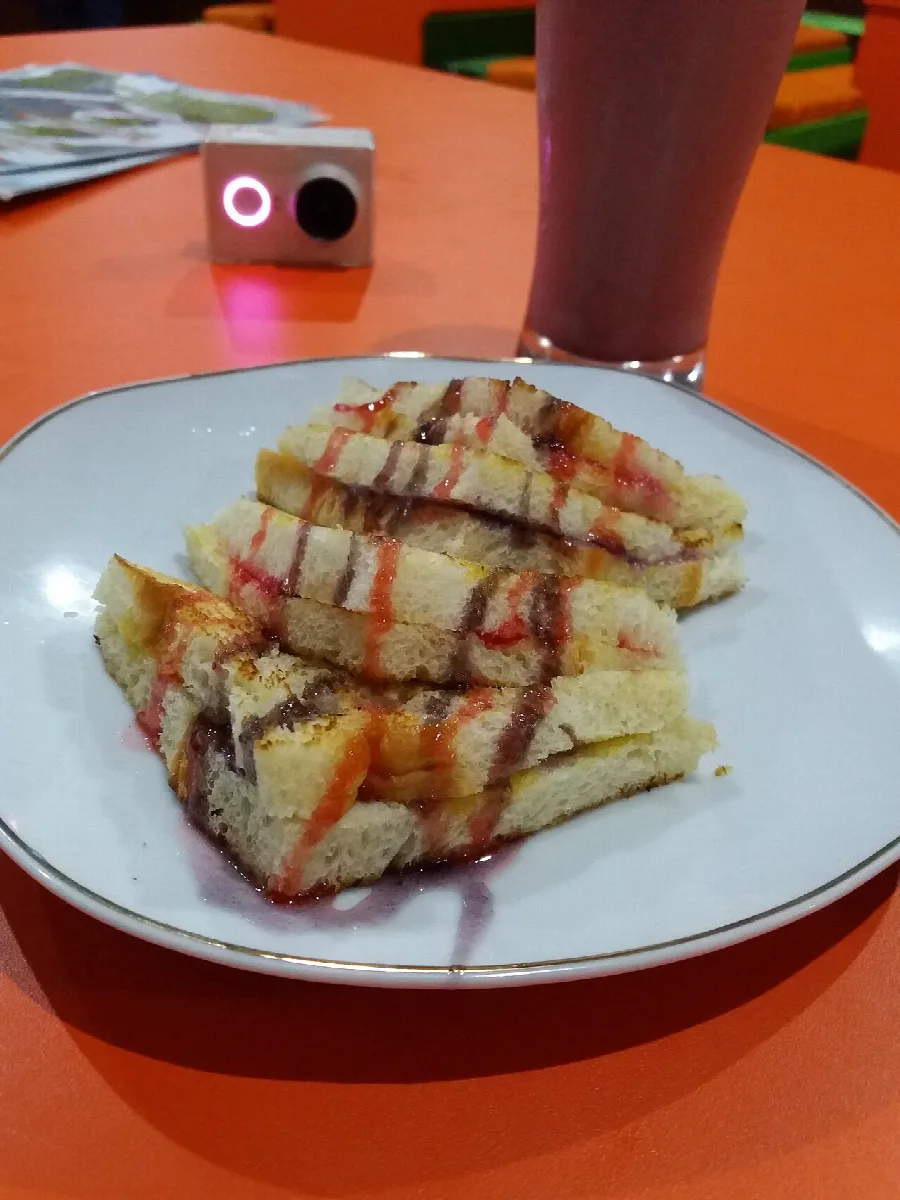 Foto [DEMO] Kopi dan Roti Kuningan